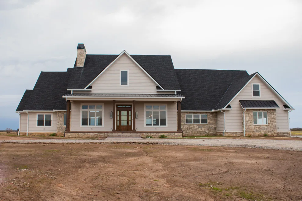 Albright Classic Residence - Outdoors by Robbins Construction - Photo 3
