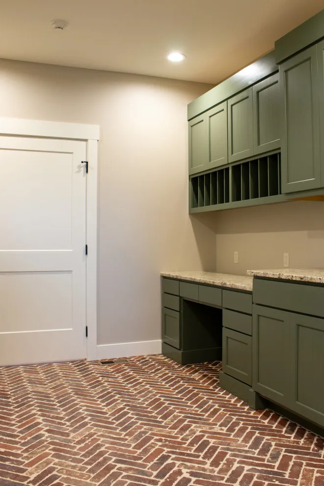 Albright Classic Residence - Laundry Area by Robbins Construction - Photo 2