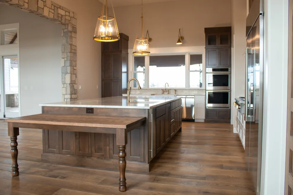 Albright Classic Residence - Living and Kitchen Spaces by Robbins Construction - Photo 3