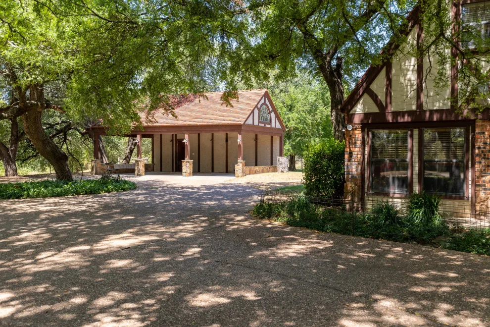 Aledo: Vehicle Shelter by Shawn M Cowdin Construction, LLC - Photo 7