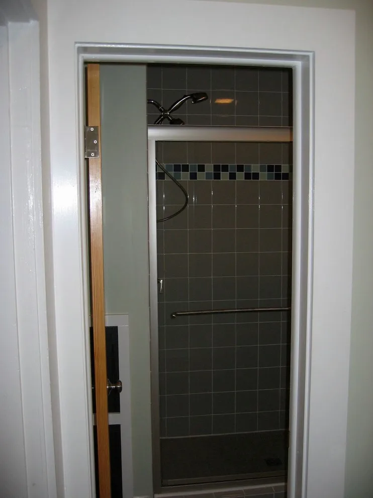 Alexandria Street East Bath by Beverly Thomas LLC - Photo 7