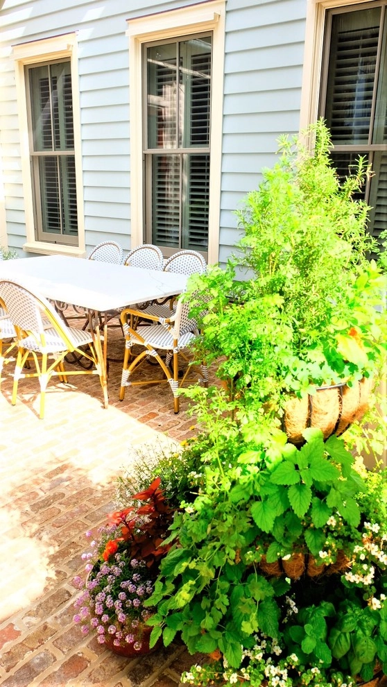Green Grass Landscape Contractors - Photo 5