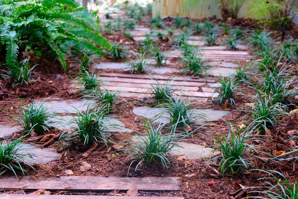 Old Village Rehab by Green Grass Landscape Contractors - Photo 4