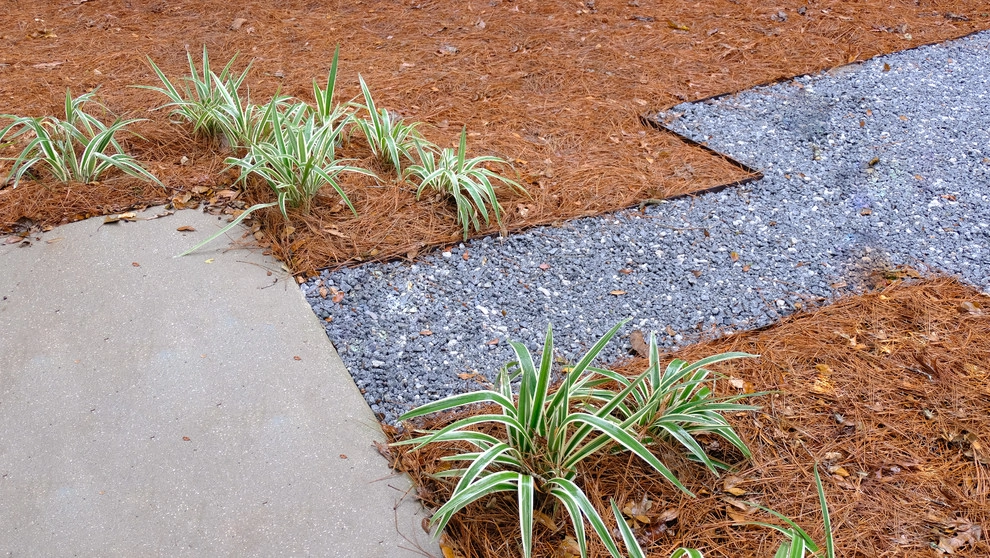 Green Grass Landscape Contractors - Photo 2