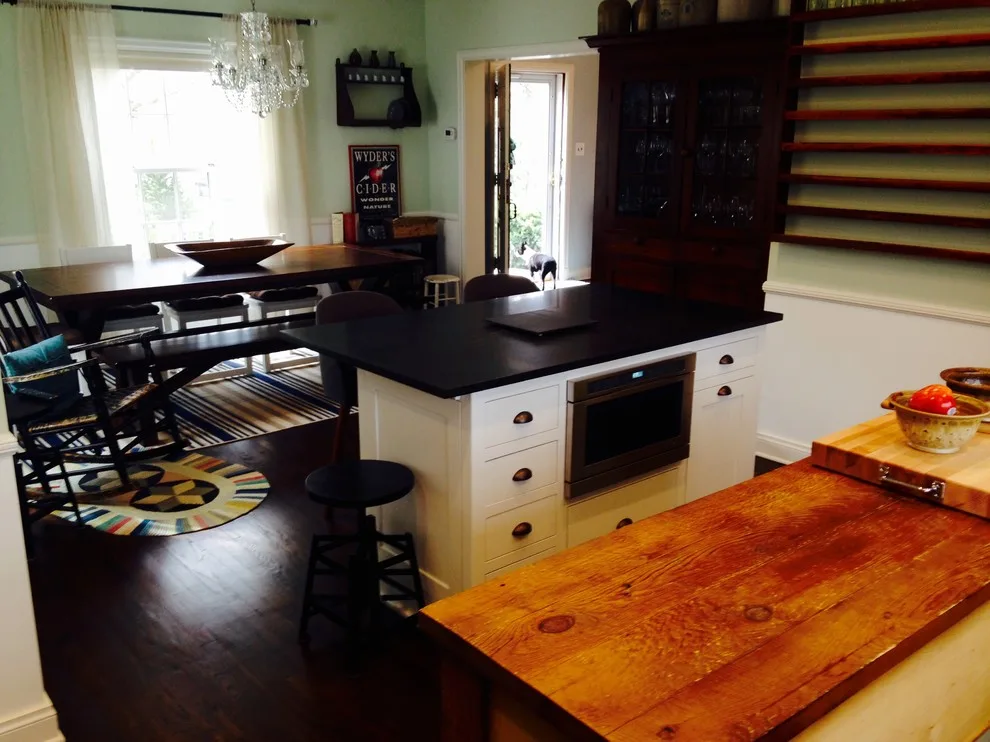 Allouez Classic Kitchen Transformation by Puyleart Brothers Construction, LLC - Photo 4