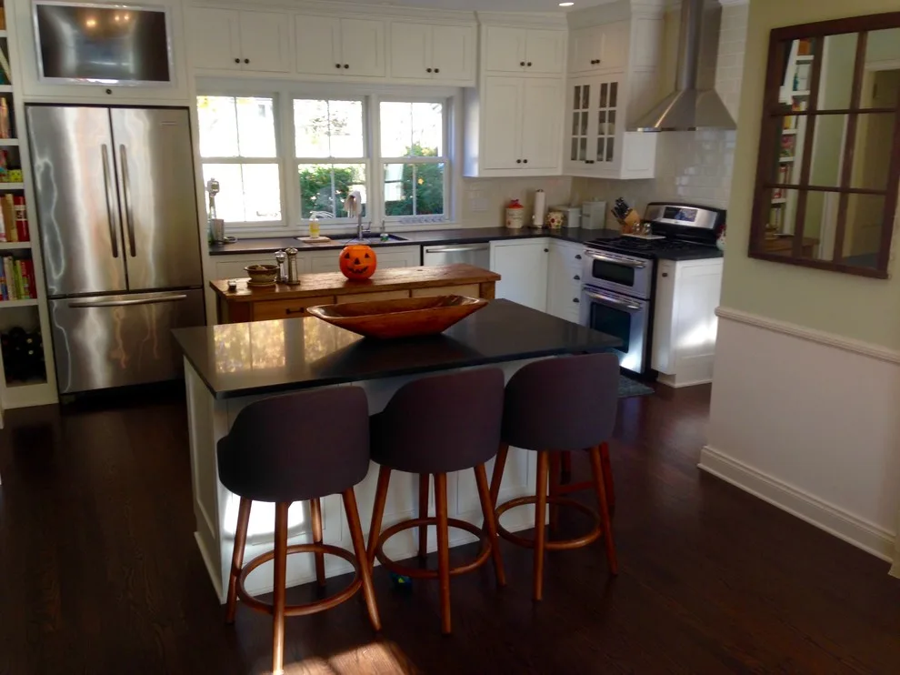 Allouez Classic Kitchen Transformation by Puyleart Brothers Construction, LLC - Photo 9