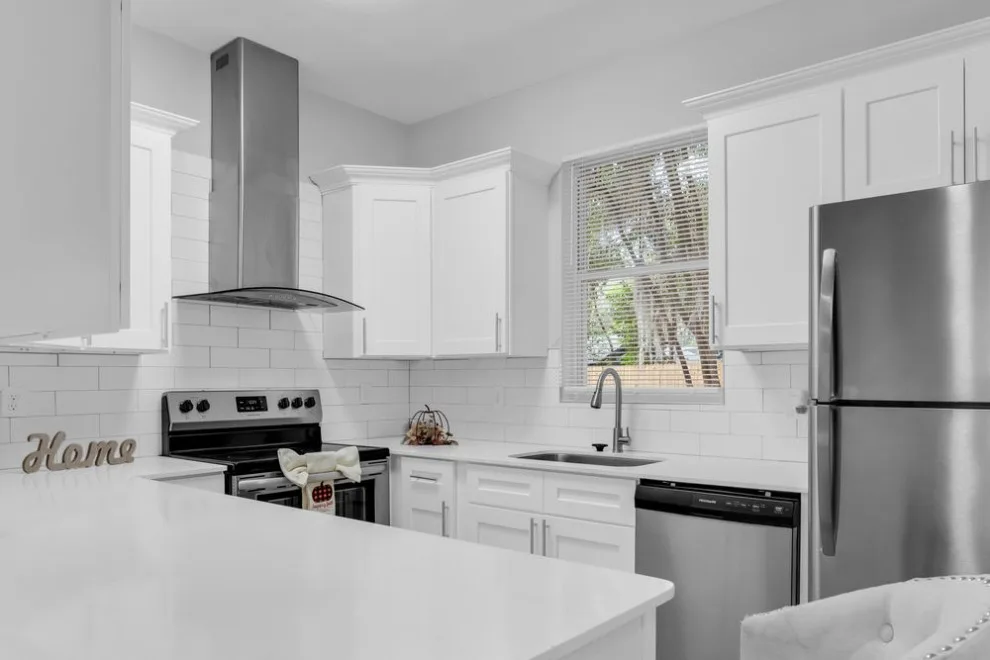 Kitchen Renovation Initiatives by Revolution Construction Inc. - Photo 14