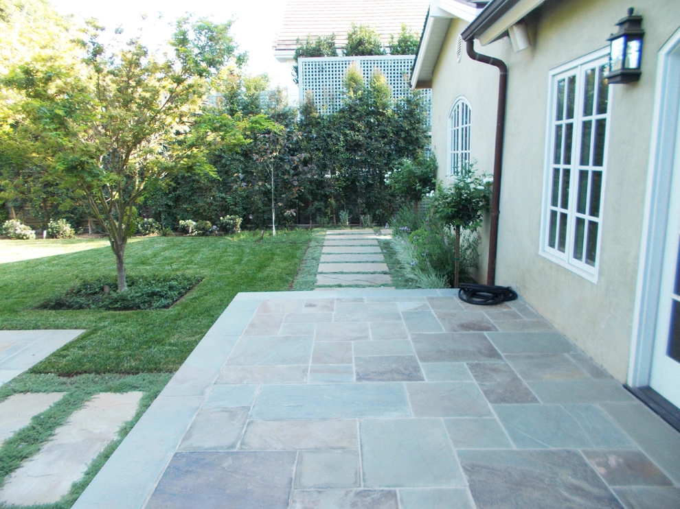 Brentwood Back Yard by Green Landscape Designs - Photo 5