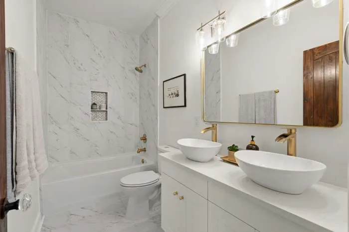 Heritage Home in the City Center by Southern Harbor Construction LLC - Photo 3