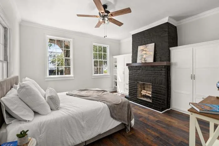 Heritage Home in the City Center by Southern Harbor Construction LLC - Photo 8