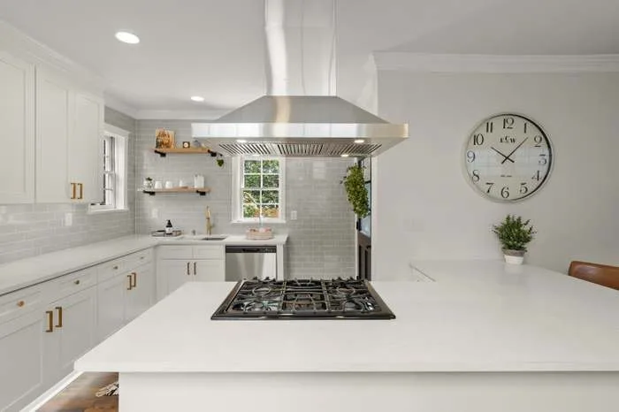 Heritage Home in the City Center by Southern Harbor Construction LLC - Photo 14