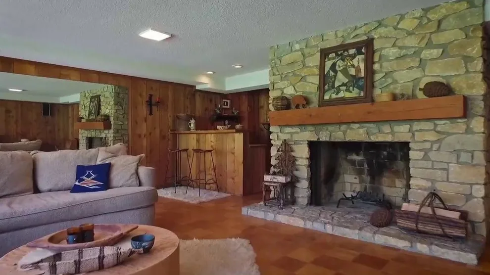 Contemporary American by Miracle Contracting Inc. - Photo 11