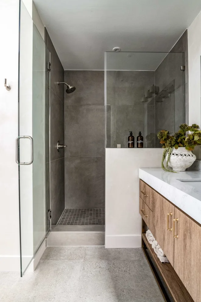 Amy's Bathroom Circle by Simply Home - Photo 8