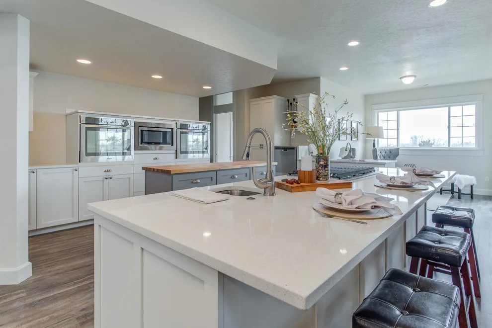 Henderson Star Residence by Johnson Brothers - Photo 12