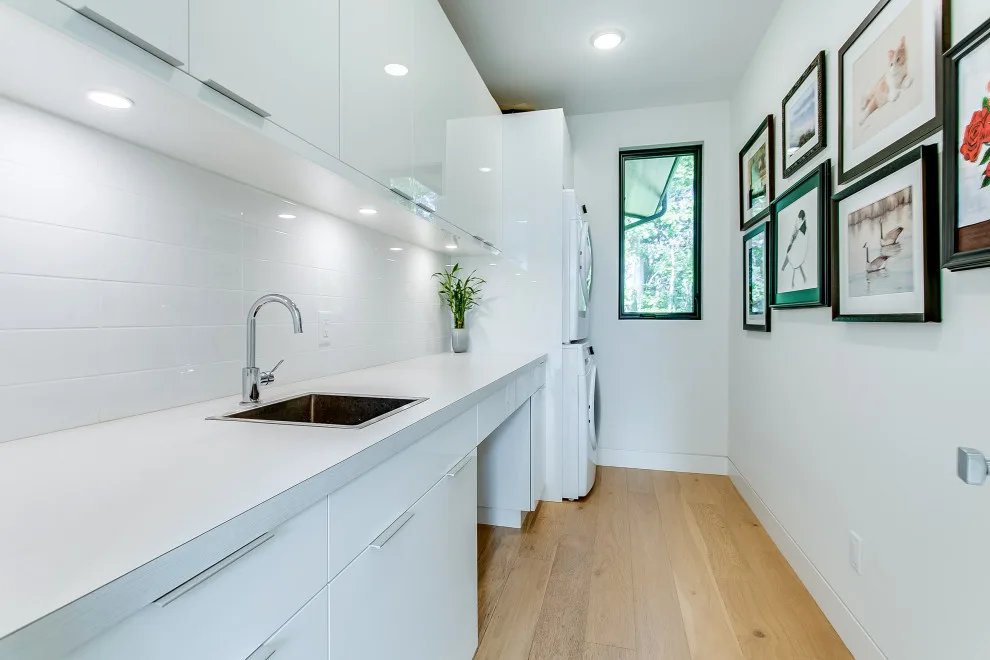 Angel Perspective Mid-Century by Berghuis Construction LLC - Photo 33