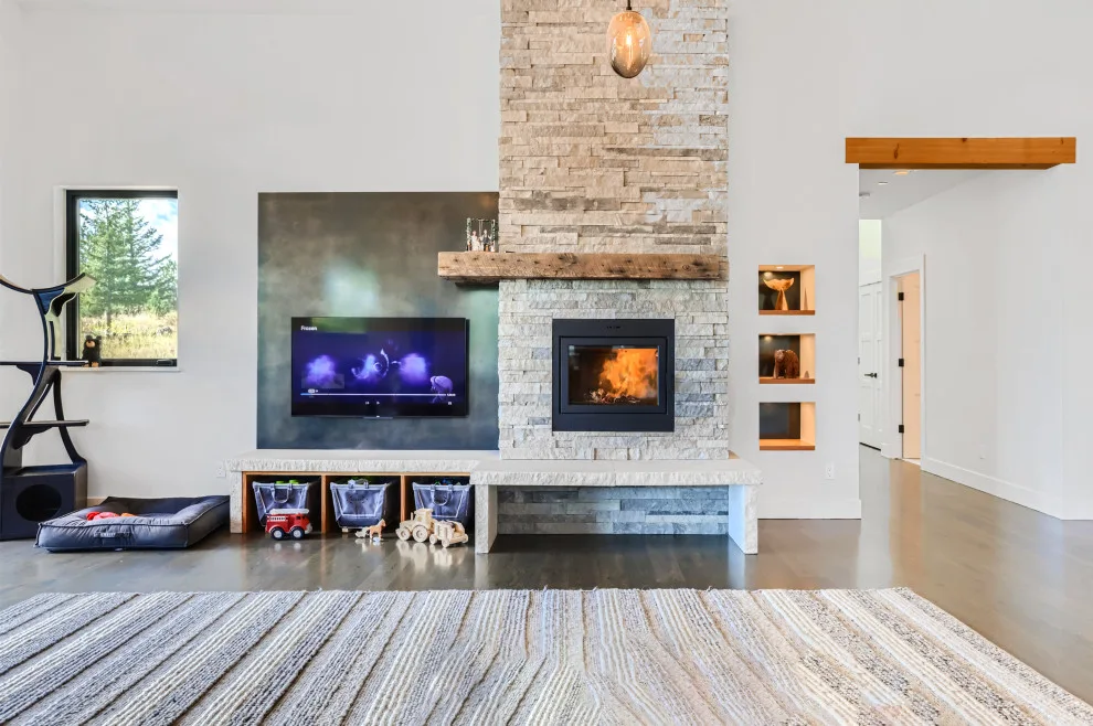 Creature Cabin by Rodwin Architecture & Skycastle Construction - Photo 13