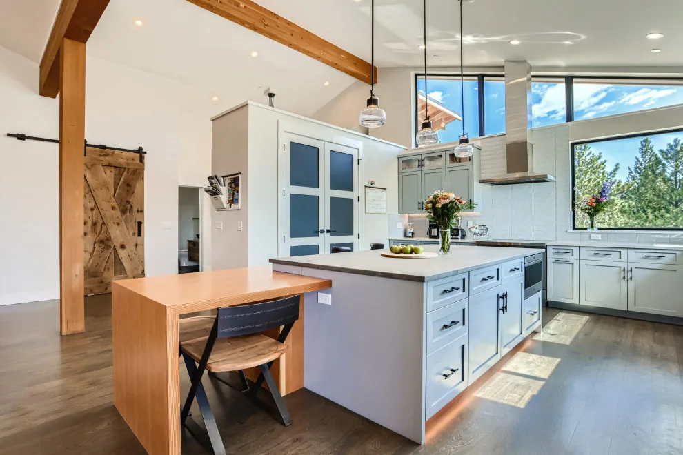 Creature Cabin by Rodwin Architecture & Skycastle Construction - Photo 4