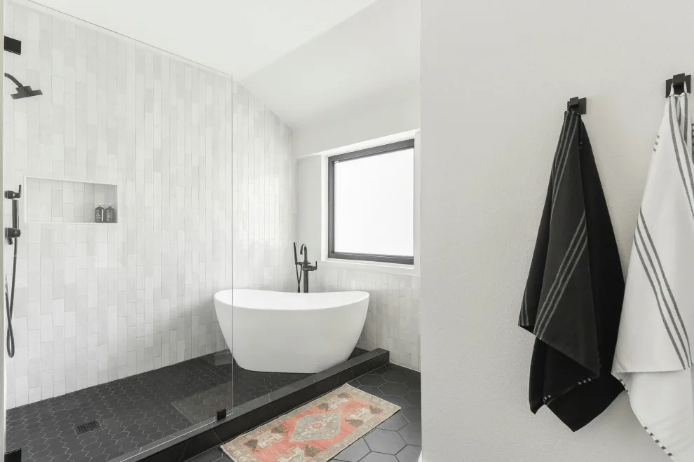 Anselm - Main Bathroom by Simply Home - Photo 5