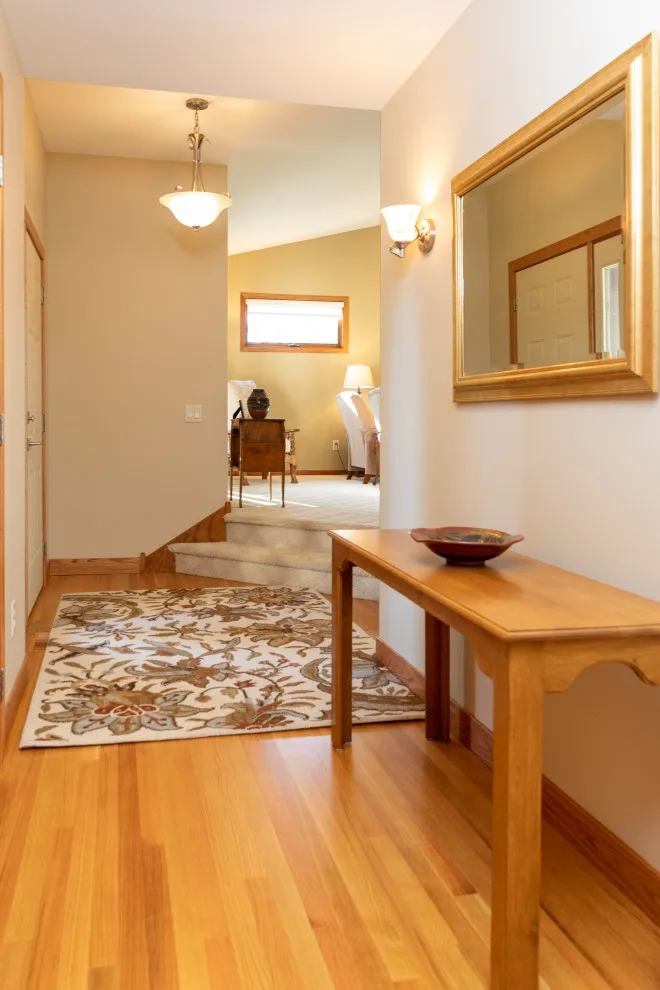 Apple Valley Ground Level by Zinran Construction Services Inc. - Photo 3
