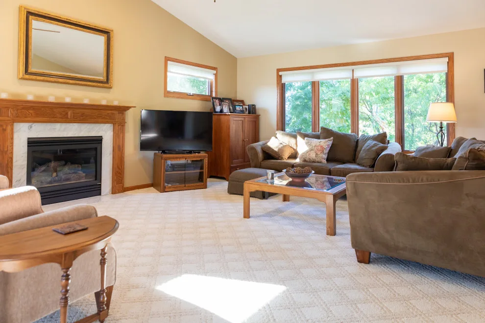 Apple Valley Ground Level by Zinran Construction Services Inc. - Photo 9