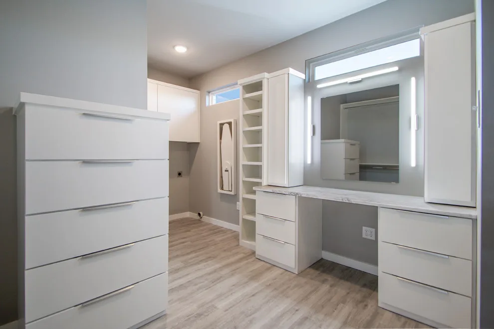 Contemporary Suburban Life by Hines Homes, LLC - Photo 17