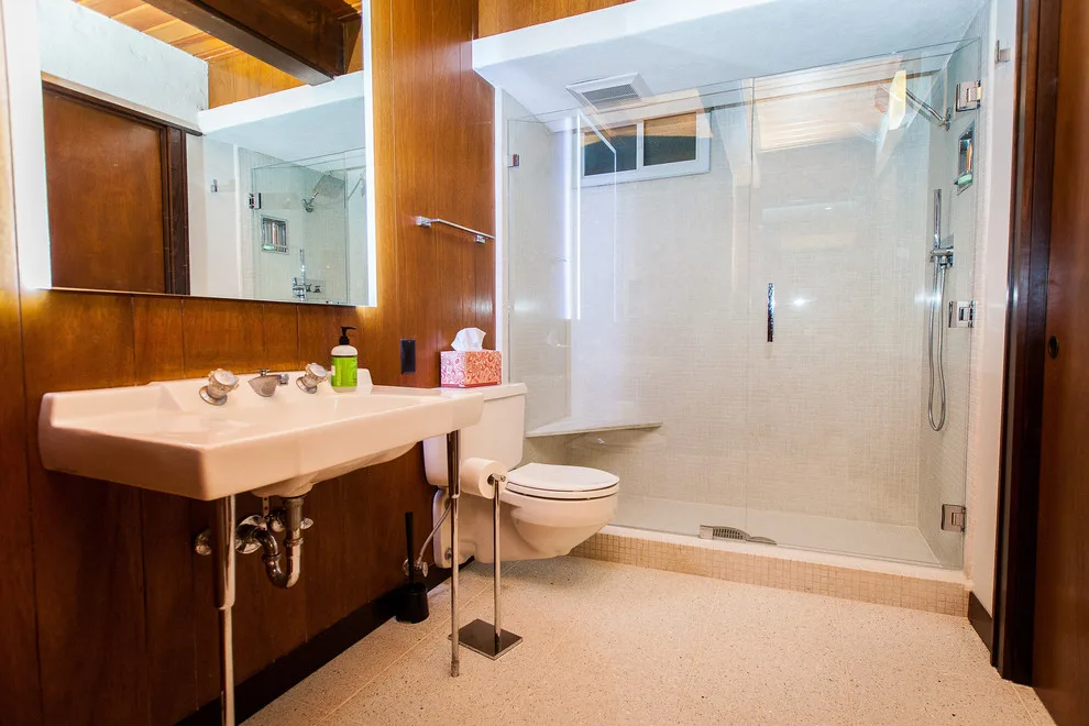 Arcadia Heights Revamp by DFS Construction Inc. - Photo 5