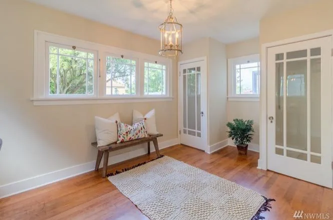 Tacoma 1925 Craftsman Renovation by 7 Arts Construction - Photo 5