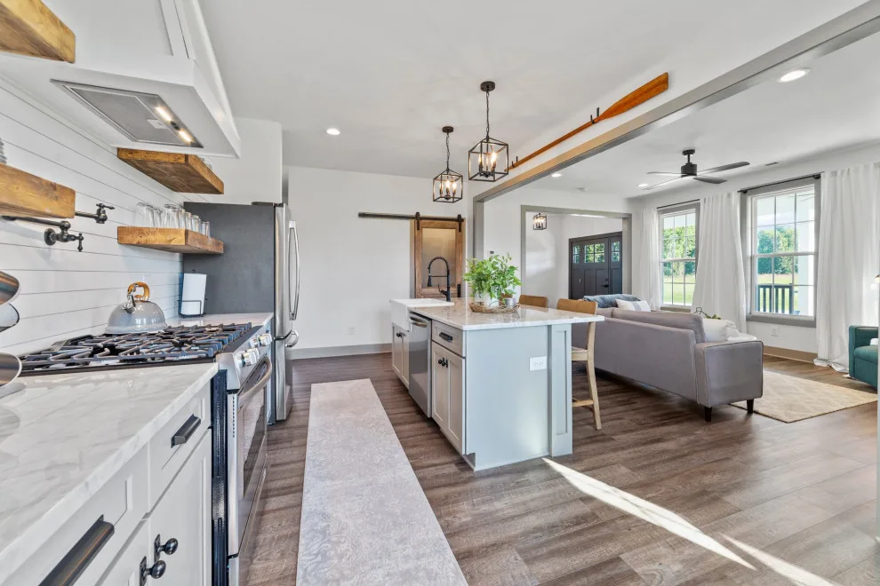 Golden Fern Project at Arlington Place by Coastal Heritage Construction And Realty - Photo 8