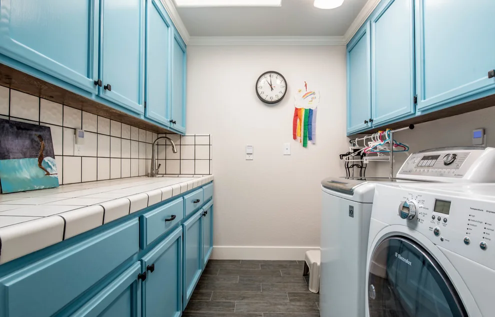 Vibrant Children's Room Extension by Modern Builders Co LLC - Photo 7