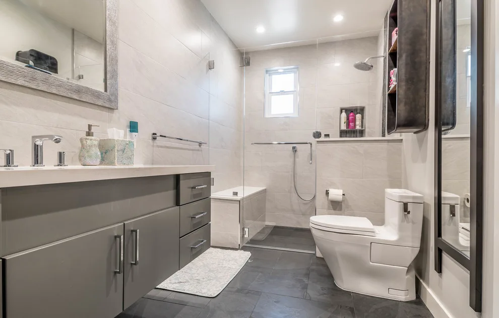 Modern Restroom by Modern Builders Co LLC - Photo 4