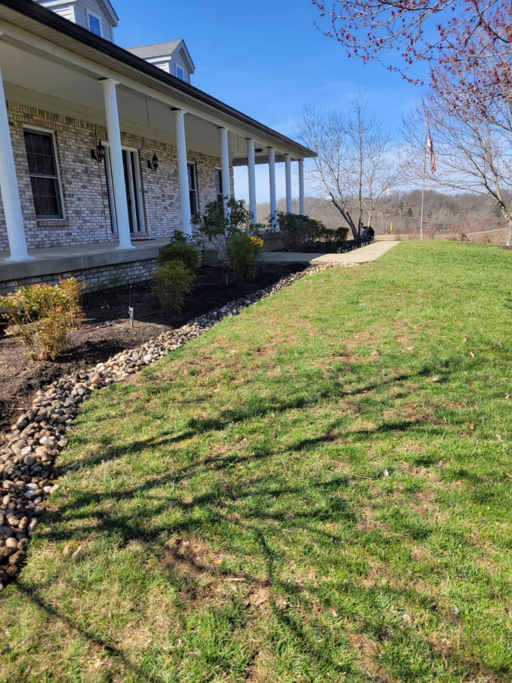 Alberto Alavez Professional Lawn Services LLC 12 by Alberto Alavez Professional Lawn Services LLC - Photo 4