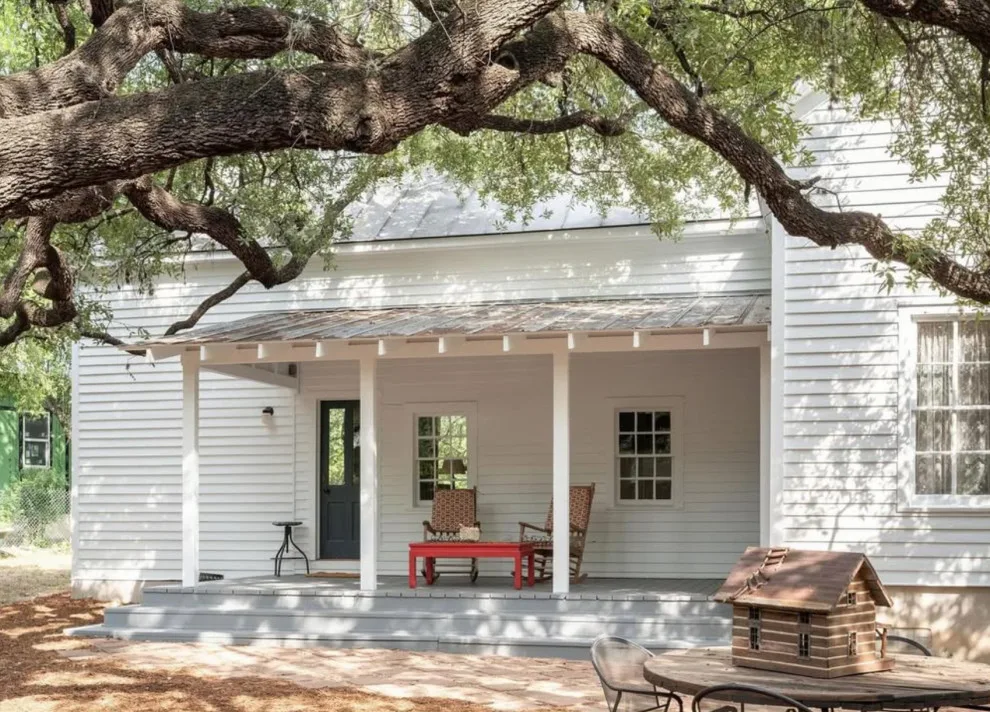 Innovative Lodge by Oak & Iron Construction Group - Photo 3