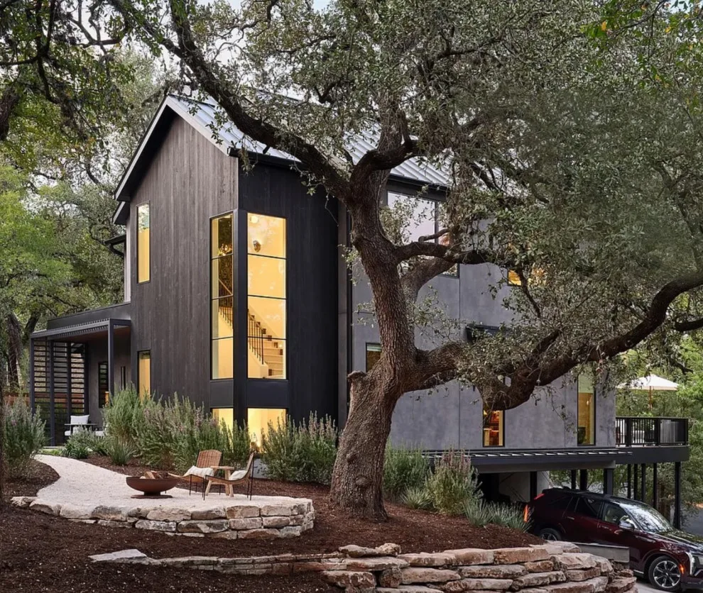 Twilight Estate by Oak & Iron Construction Group - Photo 9