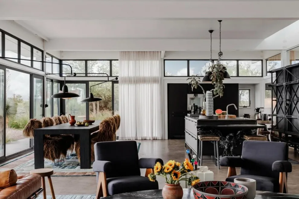 Marfa's Contemporary by Oak & Iron Construction Group - Photo 8