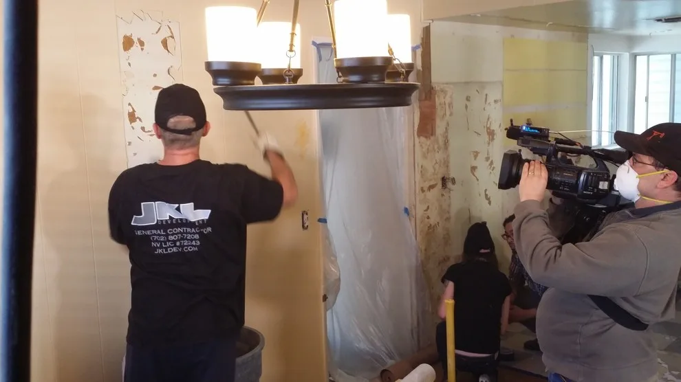HGTV's "KITCHEN CRASHERS" Episode 806 Aired in Fall 2015 by JKL Development Inc. - Photo 34