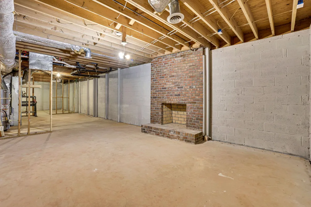 Ashridge Complete Home Renovation by Gordon Custom Homes - Photo 51