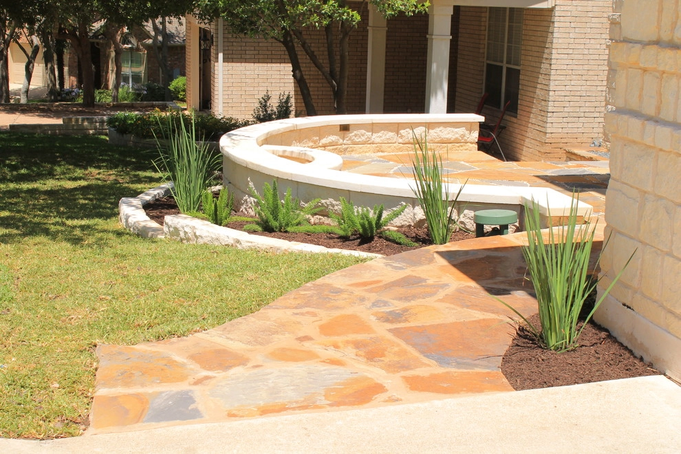 Lakeway Front Yard Patio by GreenScapes Landscaping & Pools - Photo 2