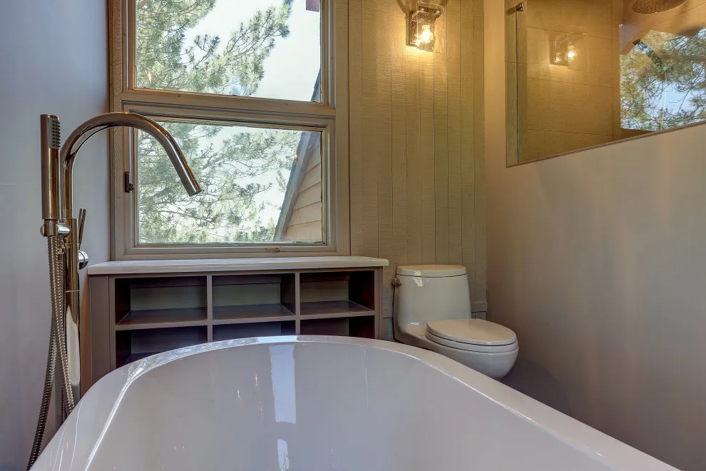 Aubrey Butte Restroom Remodel by Ron Brown - The Finisher - Photo 2