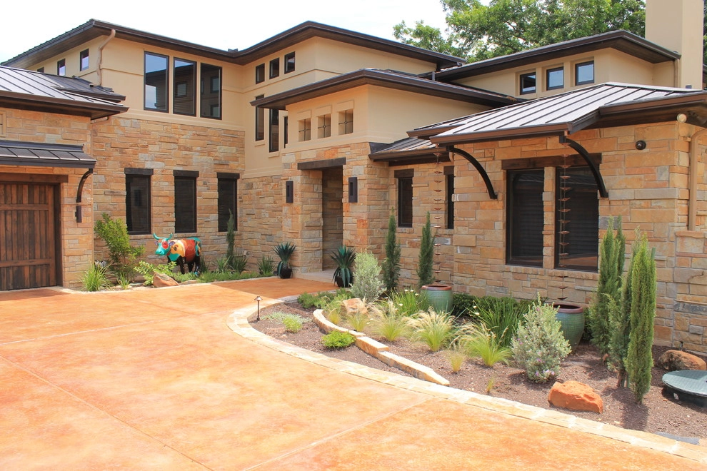 Lake Austin Residence by GreenScapes Landscaping & Pools - Photo 4