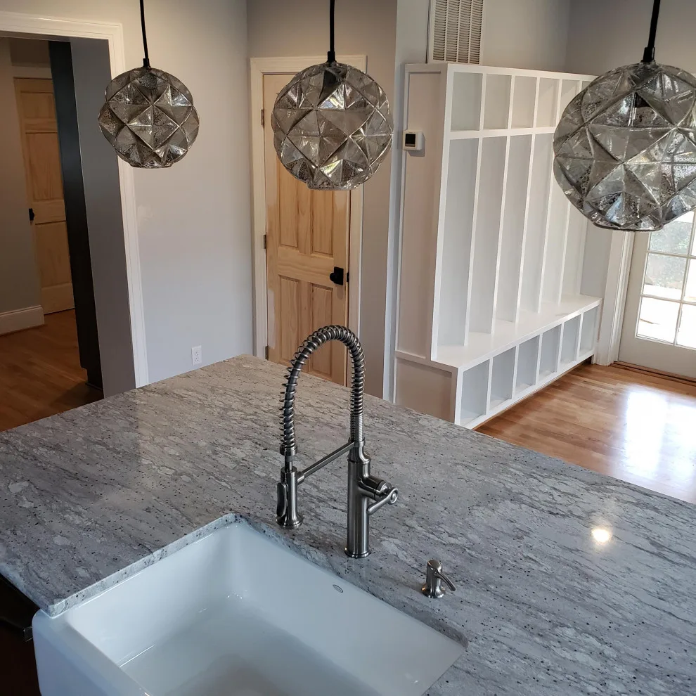 Augusta Avenue Kitchen by Maison Construction And Renovations - Photo 5