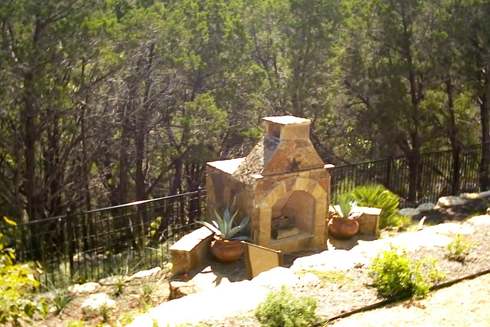 Lakeway Patio by GreenScapes Landscaping & Pools - Photo 11