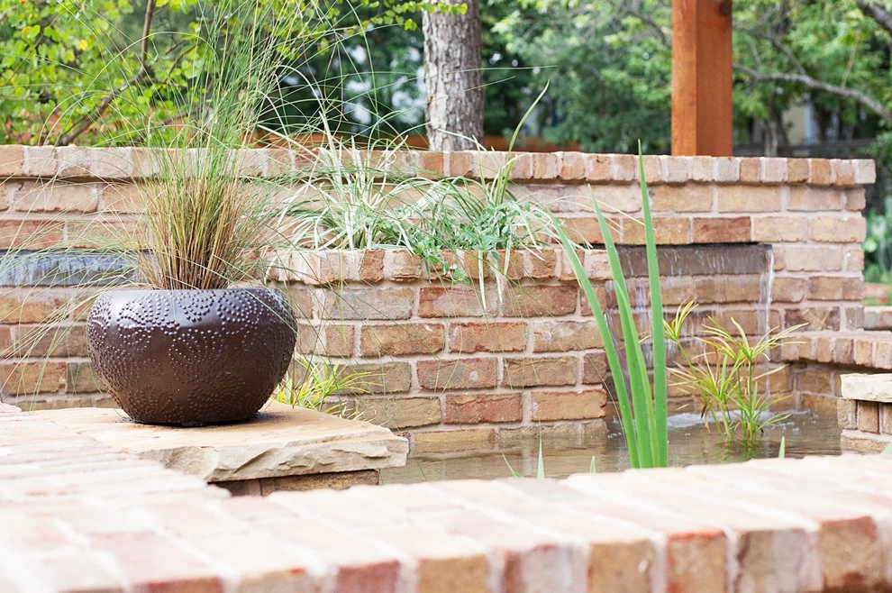 Downtown Austin Residence by GreenScapes Landscaping & Pools - Photo 2