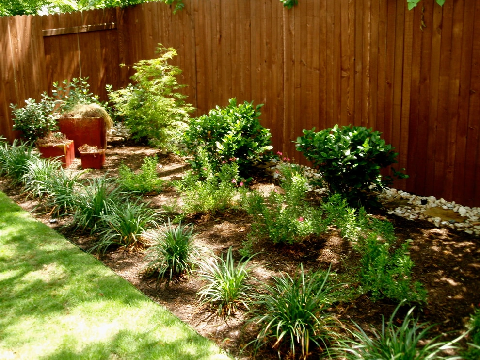Westlake Hills Landscaping by GreenScapes Landscaping & Pools - Photo 2