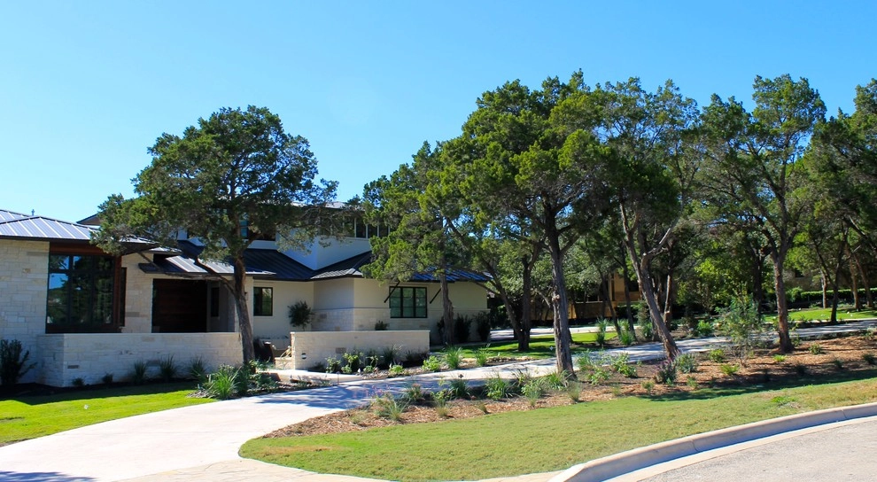 Barton Creek Residence by GreenScapes Landscaping & Pools - Photo 18