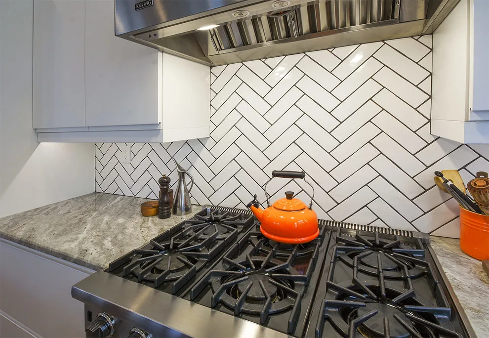Fall Boulevard Kitchen by R & E Remodeling - Photo 5