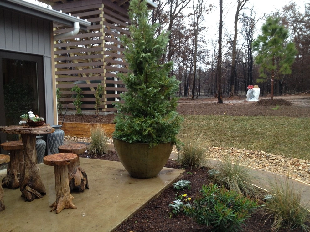 Extreme Makeover Home Edition Bastrop by GreenScapes Landscaping & Pools - Photo 45