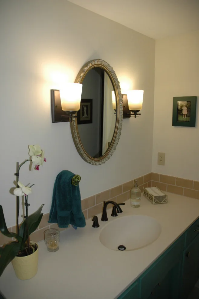 Avalon Hills Powder Room Update by The Lifestyle Group Inc. - Photo 4