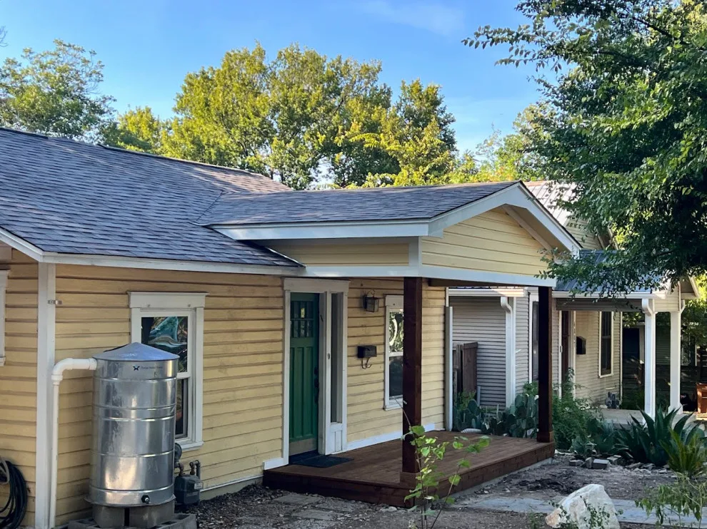 Avenue H Front Porch Renovation and Back Deck by Capitol City Wood Works LLC - Photo 5