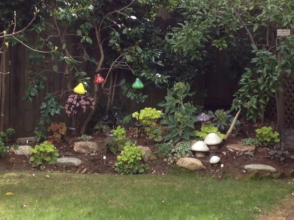 Corner patios by Greensleeves Garden Design - Photo 2