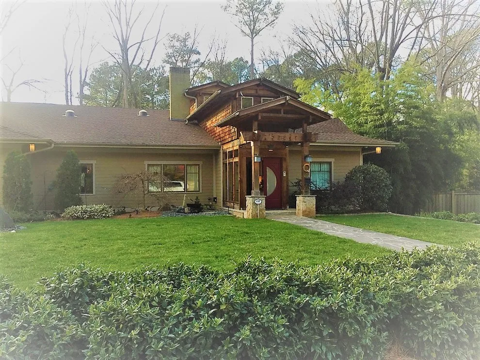 Avondale Estates Renovation: Open Kitchen, Front Yard, Backyard & Patio by Green House Renovation Atlanta, LLC - Photo 3